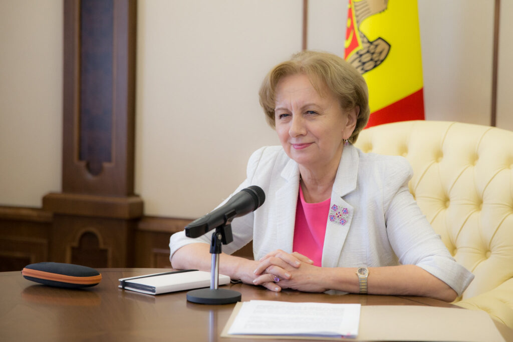 Zinaida Greceanîi a felicitat poporul rus cu ocazia Zilei Unității Naționale 1 109682795 3166590633426608 5402896971711967798 o