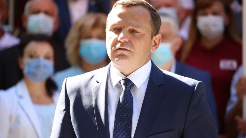 Andrei Năstase și Violeta Ivanov ar fi primit de la Dodon sume de peste 500 mii de dolari! Acuzațiile lui Renato Usatîi