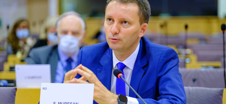 50326153933 cb2edc6ee8 o