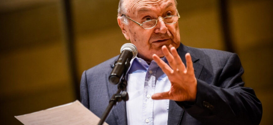 52485 large 68748100