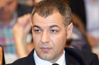 8985f1941aefd22833bafb8d357cec75