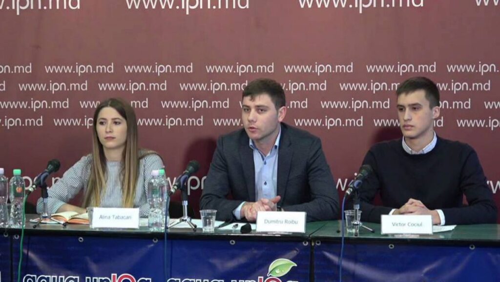 LIVE// Conferința de presă organizată de Mișcarea de tineret „Urmașii lui Ștefan” 1 a cui sunt urmasii lui stefan a fost lansata o miscare de tineret care vrea sa protejeze moldova de unionism 25552