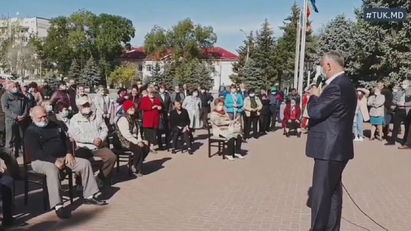 Femeia din Etulia, care a ghicit în ouă victoria lui Dodon din turul I, devastată de rezultat