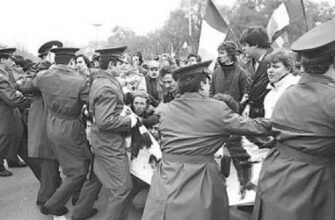 7 Noiembrie 1989, ziua în care basarabenii au oprit tancurile sovietice la Chișinău - FOTO/VIDEO 6 f777030c11810d1f476089263620bfd3 1