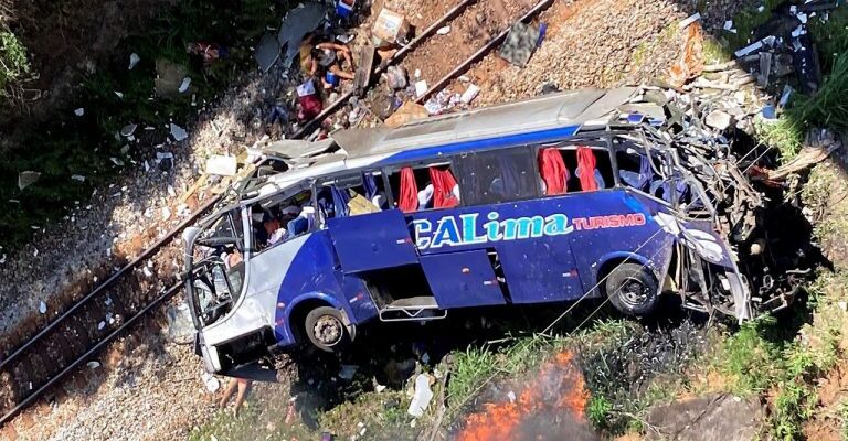 000asqkdb2fwar1r c125 f4 768x576 1