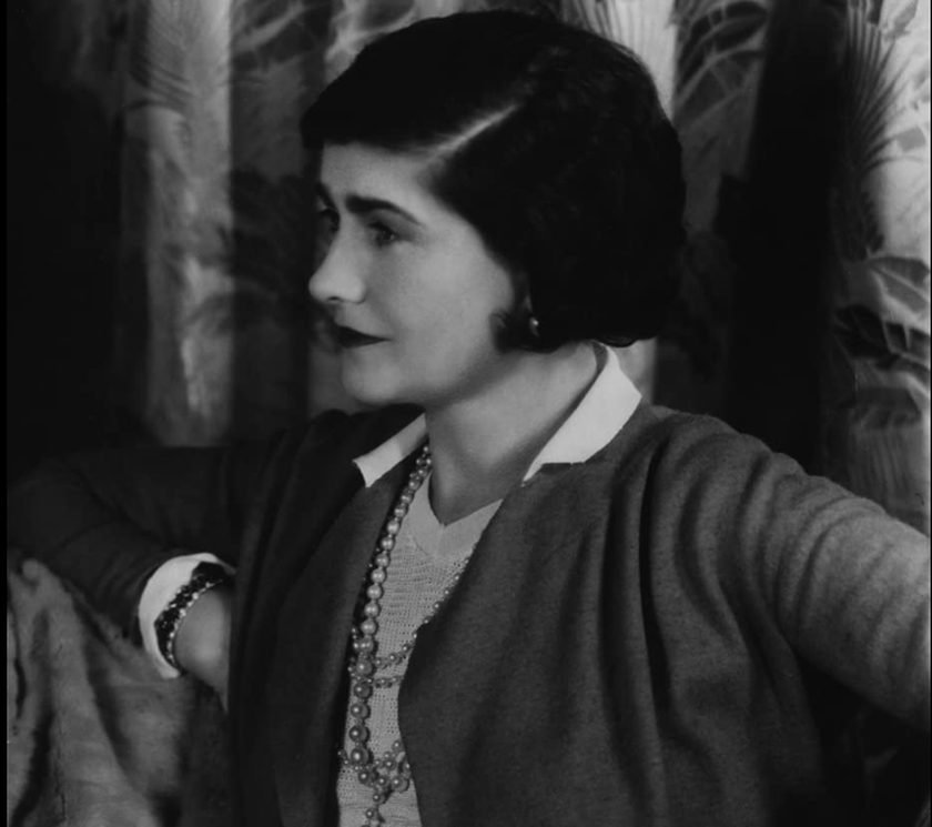 Coco Chanel a inventat moda tenului bronzat din greşeală