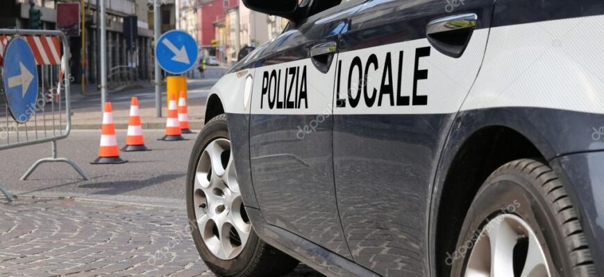 depositphotos 71933605 stock photo italian police car during the