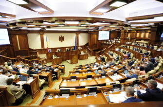 parlament 13 scaled 1