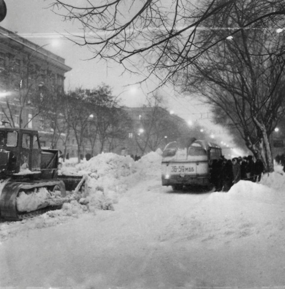 FOTO - Imagini de poveste! Cum erau iernile în Chișinăul anilor 50-60
