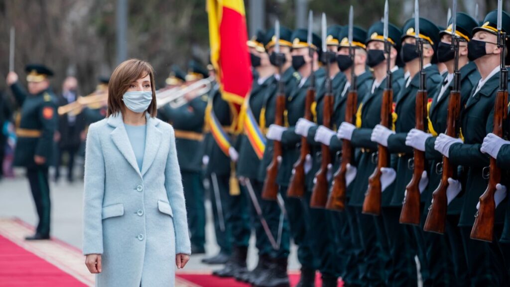 va indemn sa pretuim viata si sa facem totul pentru a o proteja felicitarea presedintei maia sandu de craciun video 161486 1608914856