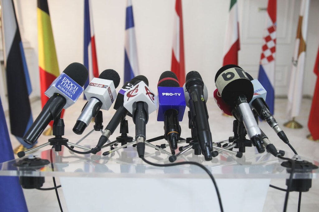 O prezentatoare ProTV se retrage de la pupitrul știrilor. Mesajul transmis colegilor 3 O prezentatoare ProTV se retrage de la pupitrul știrilor. Mesajul transmis colegilor