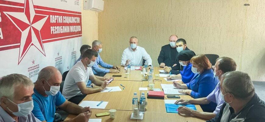 igor dodon a avut astazi 3 intrevederi cu staffurile partidului din teritoriu