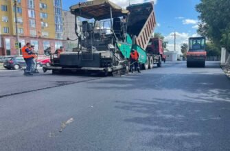 FOTO// În Capitală continuă lucrările de reparaţie a infrastructurii rutiere şi asigurare a cetăţenilor cu transport public