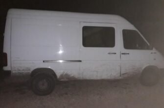 Visau ”Vremuri Bune”? Patru polițiști de Frontieră ar fi „pierdut” un microbuz cu marfă de contrabandă, după ce ar fi adormit