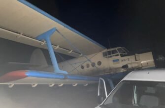 FOTO// Un avion cu țigări de contrabandă din Ucraina care se îndrepta spre România, capturat de polițiștii moldoveni