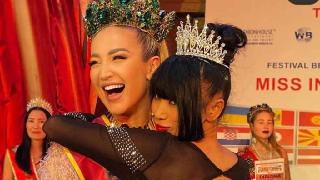 FOTO// Olga Buzova a câștigat titlul ”Miss Beauty Universe” care s-a desfășurat în Turcia 2 ew 2