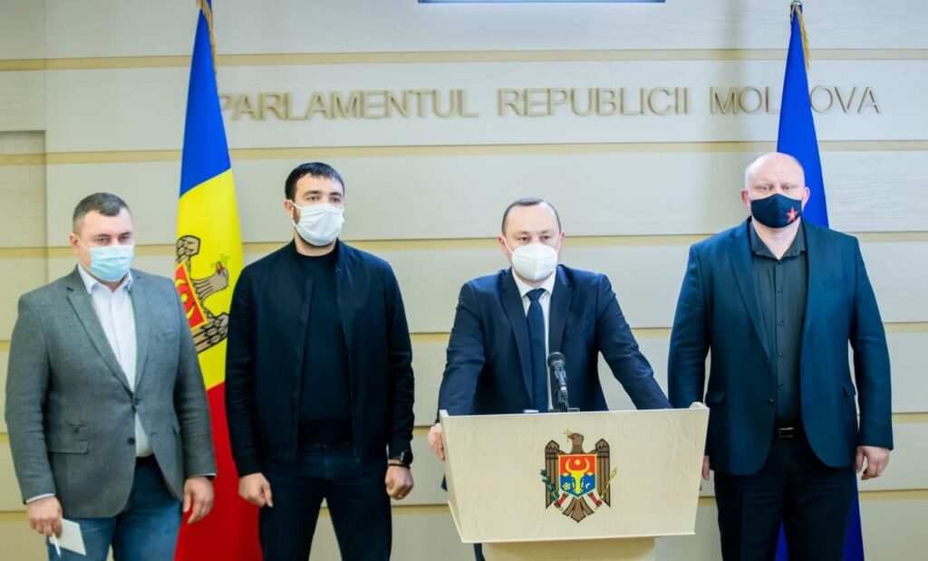 Blocul Comuniștilor și Socialiștilor cheamă oamenii în stradă: Să spunem nu unui stat dictatorial! 1 Blocul Comuniștilor și Socialiștilor cheamă oamenii în stradă: Să spunem nu unui stat dictatorial!