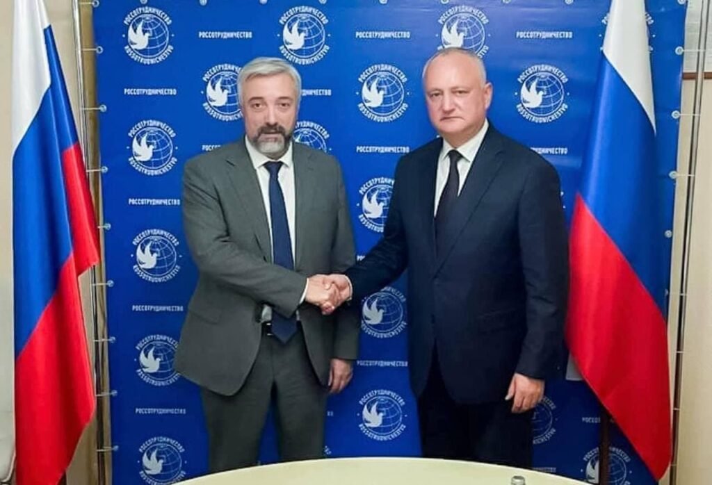 Igor Dodon încă e la Moscova. A avut o întrevedere cu șeful Agenției Federale pentru afaceri CSI 1 Igor Dodon încă e la Moscova. A avut o întrevedere cu șeful Agenției Federale pentru afaceri CSI