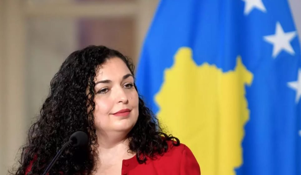 Kosovo a expulzat doi diplomați ruși care „amenințau securitatea națională”. Reacția Kremlinului