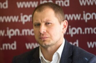 Ștefan Gligor despre inițiativa Olesei Stamate: PAS și-a propus să întoarcă societatea împotriva sa 8 Ștefan Gligor dă vina pe Guvernul PAS că familia s-a infectat cu COVID-19: Perioada de tăcere s-a încheiat