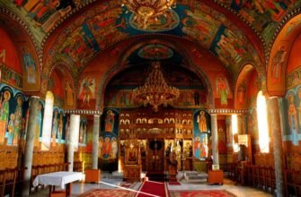 Nu au vrut crucifix la MAI, dar vor biserică în curtea Ministerului Apărării. Când va fi gata construcția