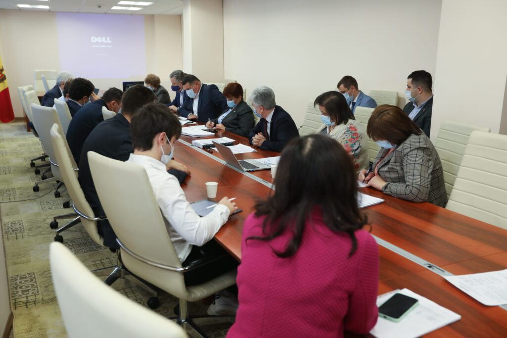 comisia economie buget si finante va propune plenului parlamentului aprobarea proiectului legii bugetului de stat pentru anul 2022