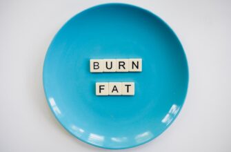 photo of a burn fat text on round blue plate