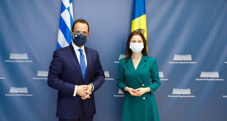 relatiile de cooperare moldo elene discutate la intrevederea presedintilor grupurilor de prietenie dintre cele doua tari