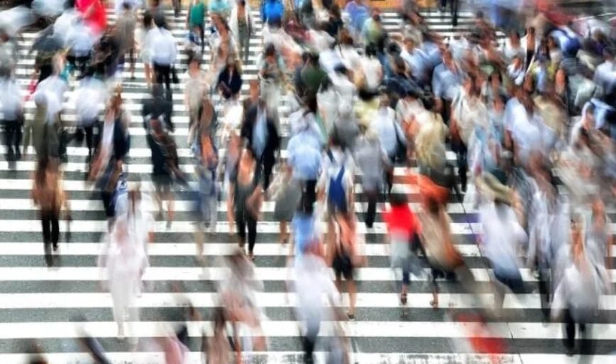 Frica generată de COVID-19. Cele 10 efecte ale pandemiei asupra psihicului nostru