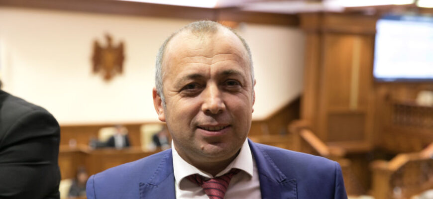 stefan creanga si a dat demisia din functia de director al anre