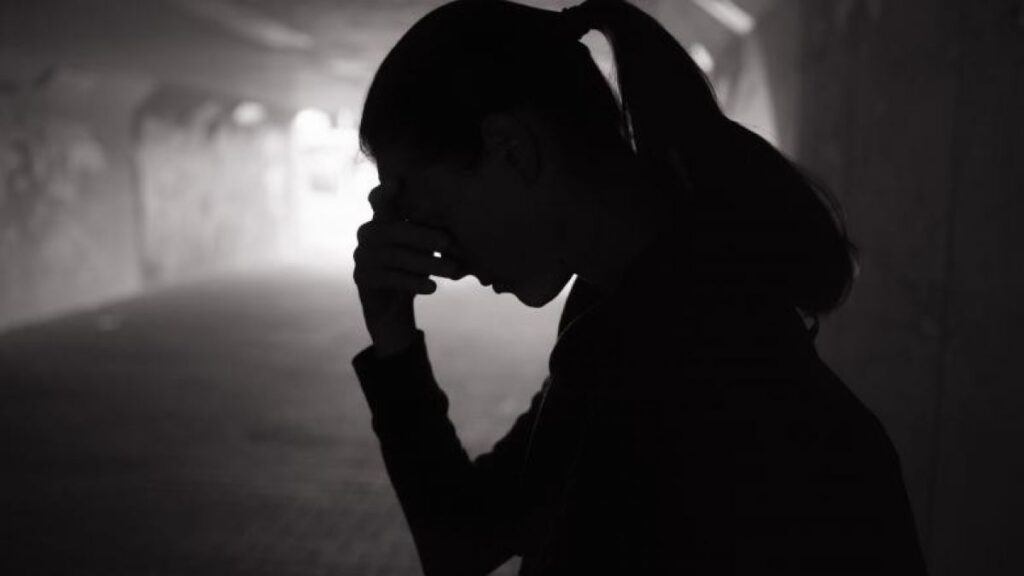 un cetatean roman a fost retinut de ofiterii ini pentru trafic de fiinte umane