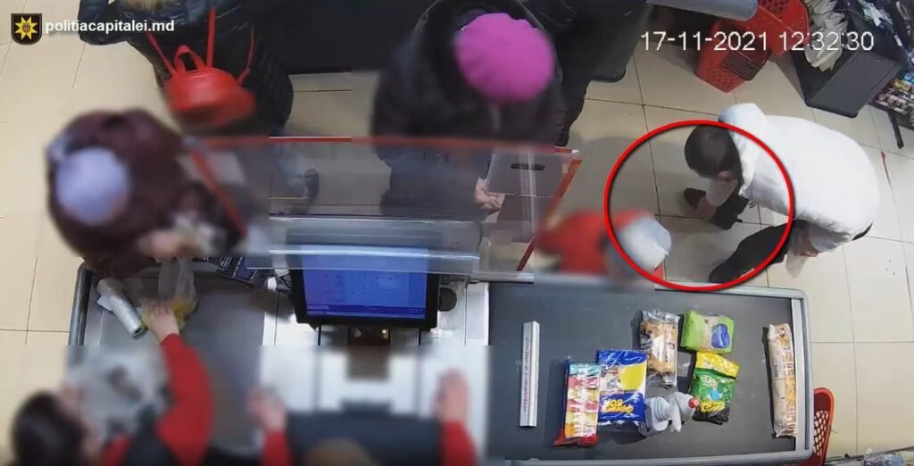 VIDEO// Un jaf comis în sectorul Botanica din Capitală, surprins de camerele de supraveghere