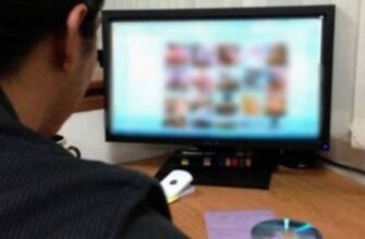 FOTO// Cercetat penal pentru pornografie infantilă: Un student distribuia materiale foto și video cu implicarea copiilor cu vârste între 6 luni şi 17 ani