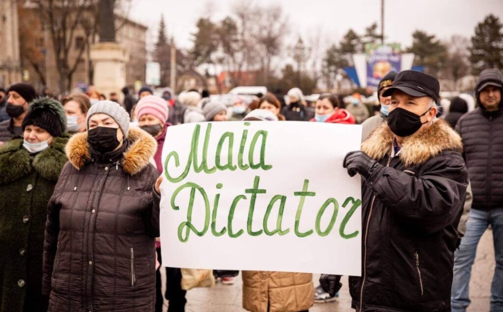 democratia a murit la balti alegeri fara precedent cu doar 8 de votanti