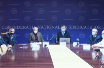 Confederația Națională a Sindicatelor din Moldova protestează în fața Parlamentului Republicii Moldova