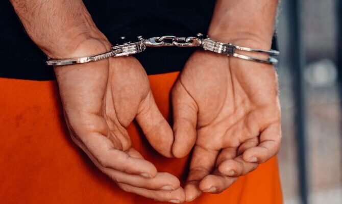 catuse arestat pexels 93343200