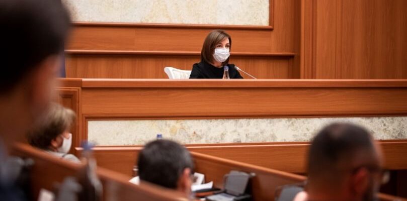 dupa preluarea puterii de catre pas parca cineva a pus dopul in comunicare