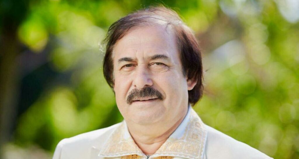 prim dirijorul orchestrei nationale de muzica populara lautarii nicolae botgros isi sarbatoreste ziua de nastere