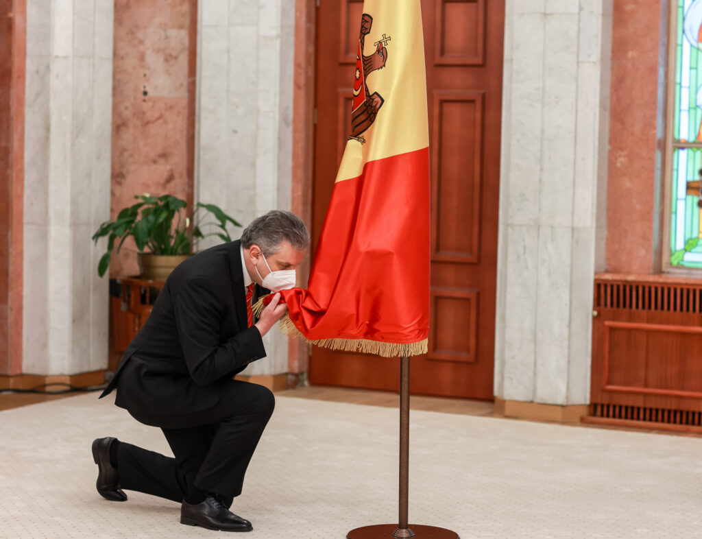 slusari despre ex membrul pdm numit de guvernul pas in functia vicepremier pentru reintegrare