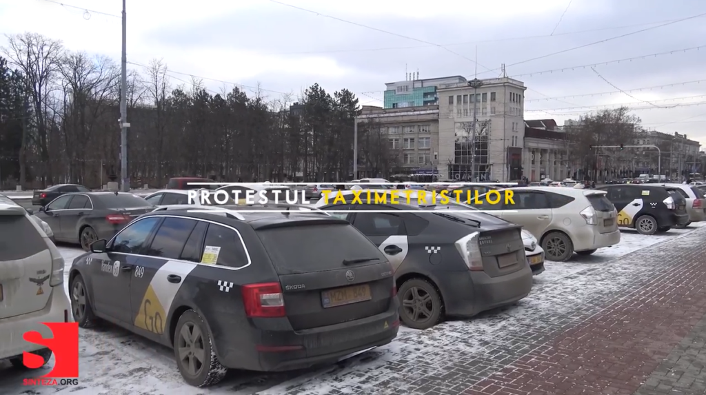 taximetristii la protest in fata guvernului