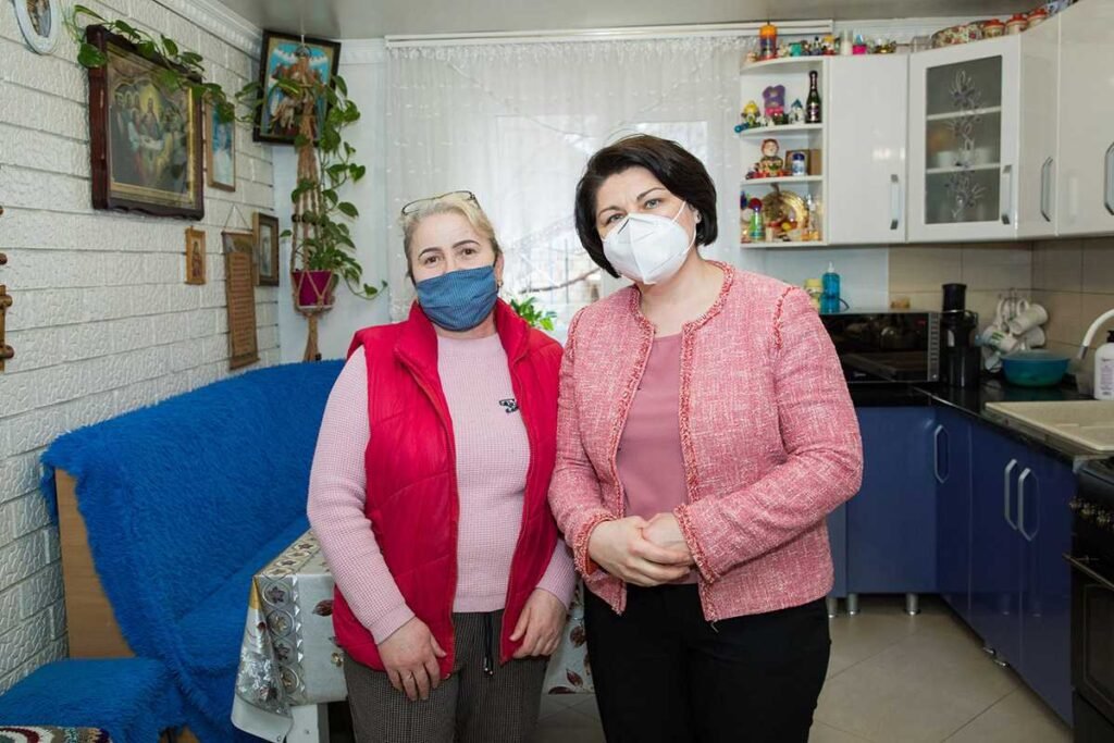 Natalia Gavrilița a vizitat o familie din raionul Ungheni, care oferă asistență parentală profesionistă 1 Natalia Gavrilița a vizitat o familie din raionul Ungheni, care oferă asistență parentală profesionistă