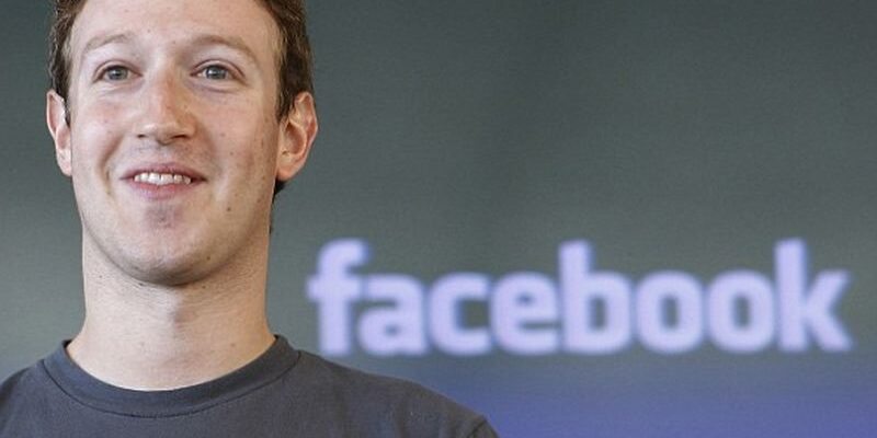 4 februarie 2004 mark zuckerberg lanseaza reteaua de socializare facebook