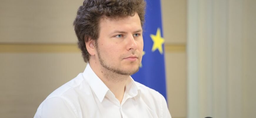 VIDEO// Deputat al Maiei Sandu despre prăbușirea PAS: În caz de alegeri, nu știm dacă mai luăm majoritatea