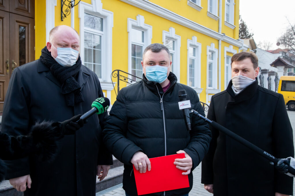 deputatii psrm au contestat la cc legalitatea suplinirii ordinii de zi a sedintei extraordinare a parlamentului din 21 ianuarie