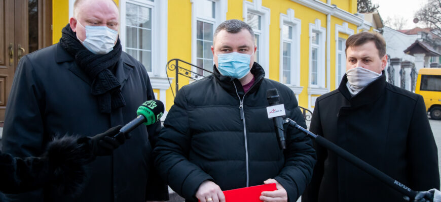 deputatii psrm au contestat la cc legalitatea suplinirii ordinii de zi a sedintei extraordinare a parlamentului din 21 ianuarie