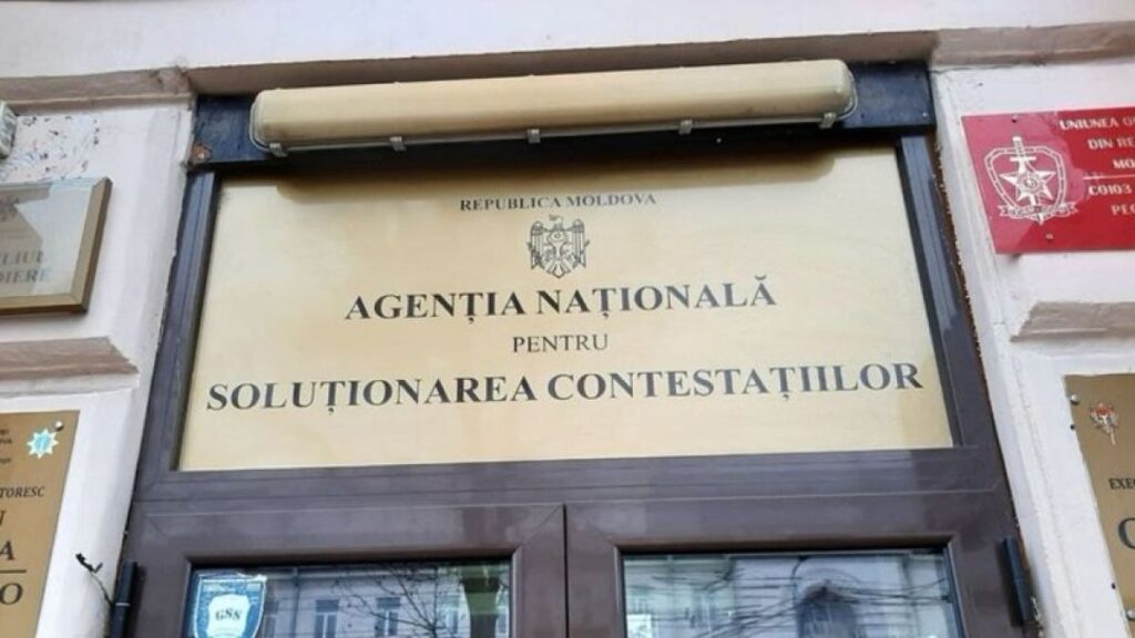 doi consilieri ai ansc demisi in baza cererilor depuse