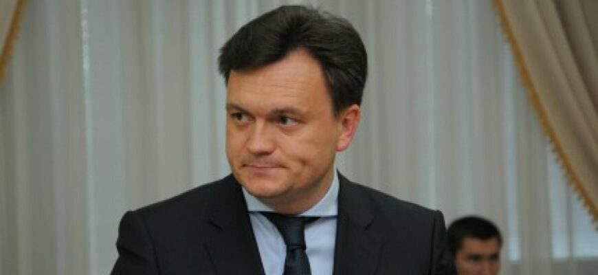 Dorin Recean va întreprinde prima sa vizită peste hotare. Acesta este așteptat la Palatul Cotroceni, de președintele României 1 dorin recean ar fi participat la o intalnire secreta cu procurorul general suspendat alexandr stoianoglo