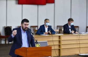 Dinari Cojocaru: Regimul Plahotniuc se transformă în regimul Plahotniuc în fustă