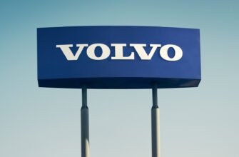 Producătorul de camioane AB Volvo a oprit producţia şi vânzările în Rusia 7 Producătorul de camioane AB Volvo a oprit producţia şi vânzările în Rusia