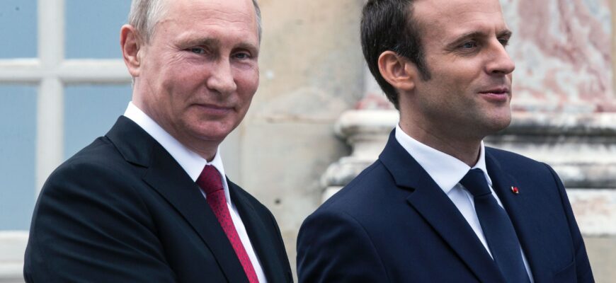 rusia este gata sa ii acorde azil politic lui petro porosenko